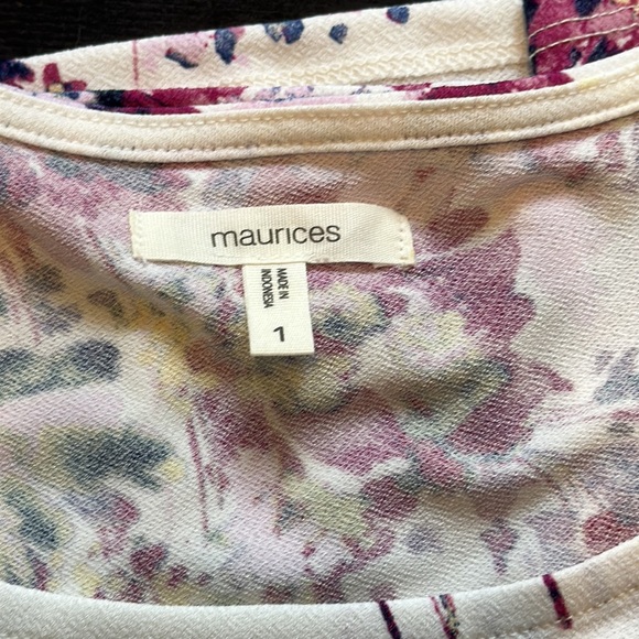 Maurice’s floral flared lace short sleeve top size 1 - Picture 5 of 8